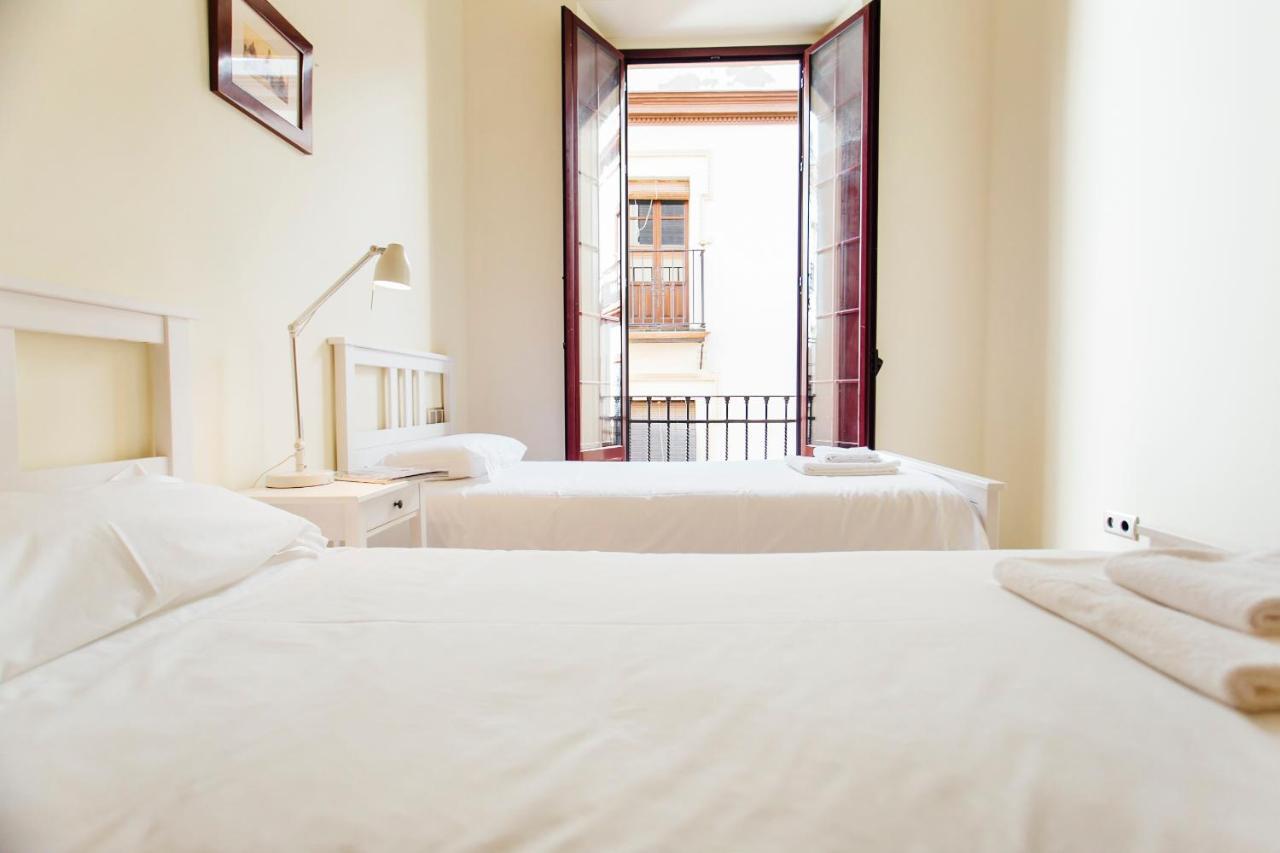 Bright And Central- 2bd 1bth- Malhara Apartment *
