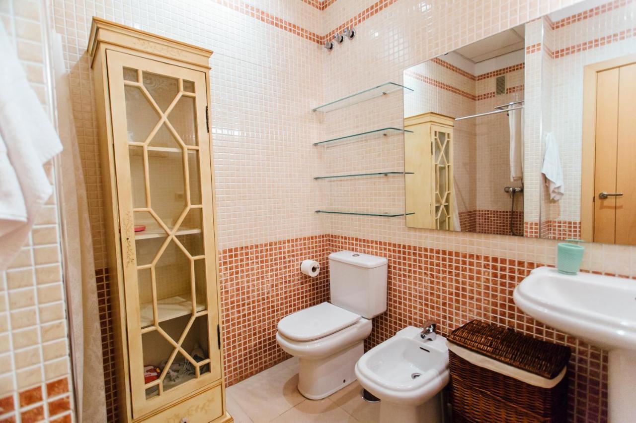 Bright And Central- 2bd 1bth- Malhara Apartment Sevilla