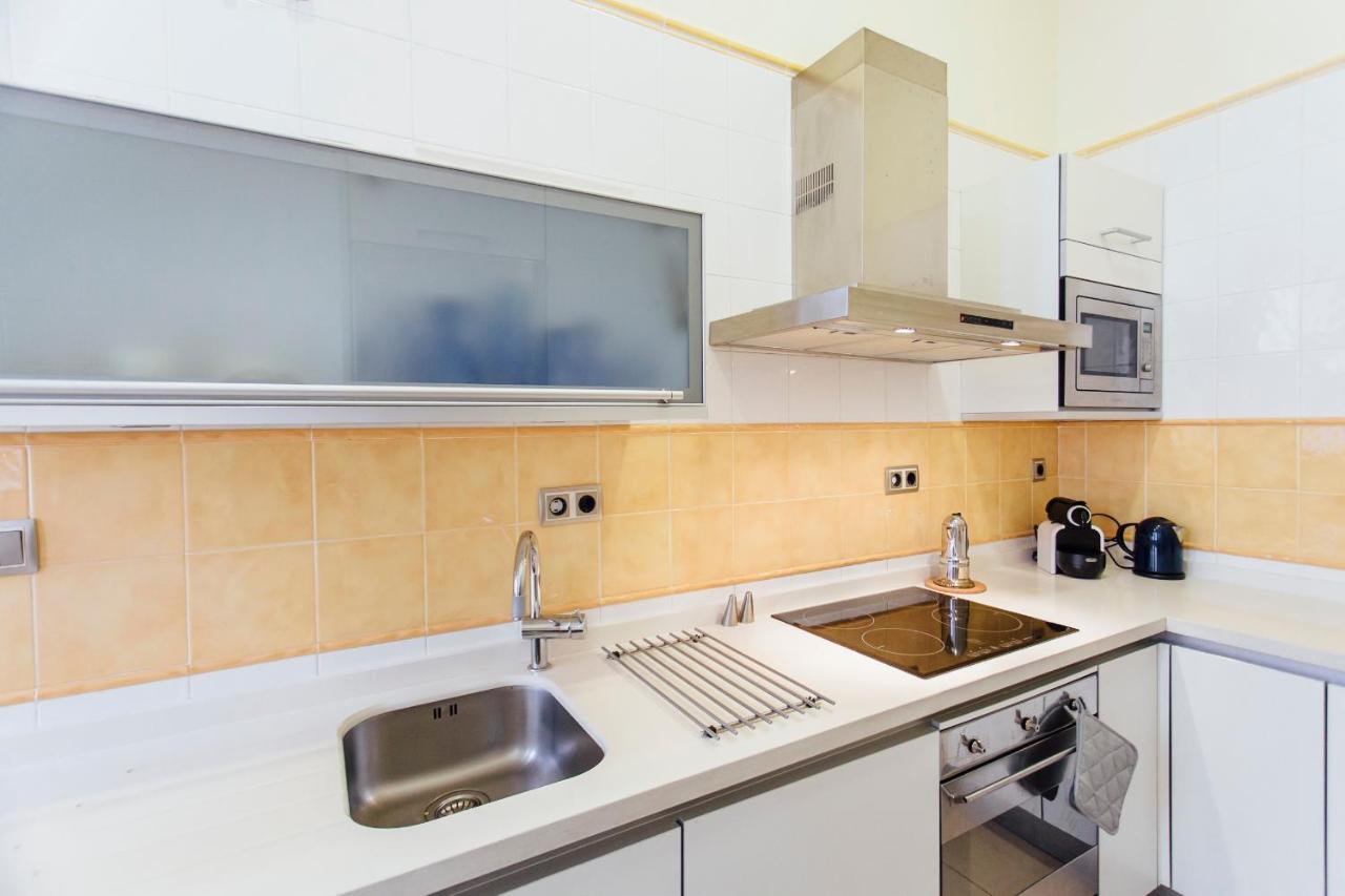 Bright And Central- 2bd 1bth- Malhara Apartment